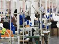 เอสเอ็มอีผลิตเสื้อผ้าเล็งร่วมทุนแบรนด์ดังหาทางรอด