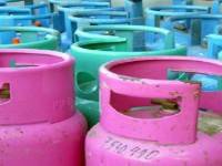 ผู้ค้าน้ำมันทำสัญญากับร้านค้าเข้าร่วมโครงการกับรัฐ