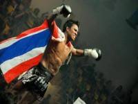 ชู”บัวขาว”ดึงนักท่องเที่ยวกระเป๋าหนัก