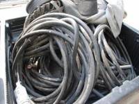 โจรแห่ขโมยสายไฟฟ้าเพียบ