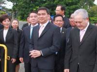 “อภิสิทธิ์”หวั่นขึ้นแอลพีจีซ้ำเติมศก.